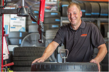 Kyle Johnston, Tire Center Sr. Performance Technician